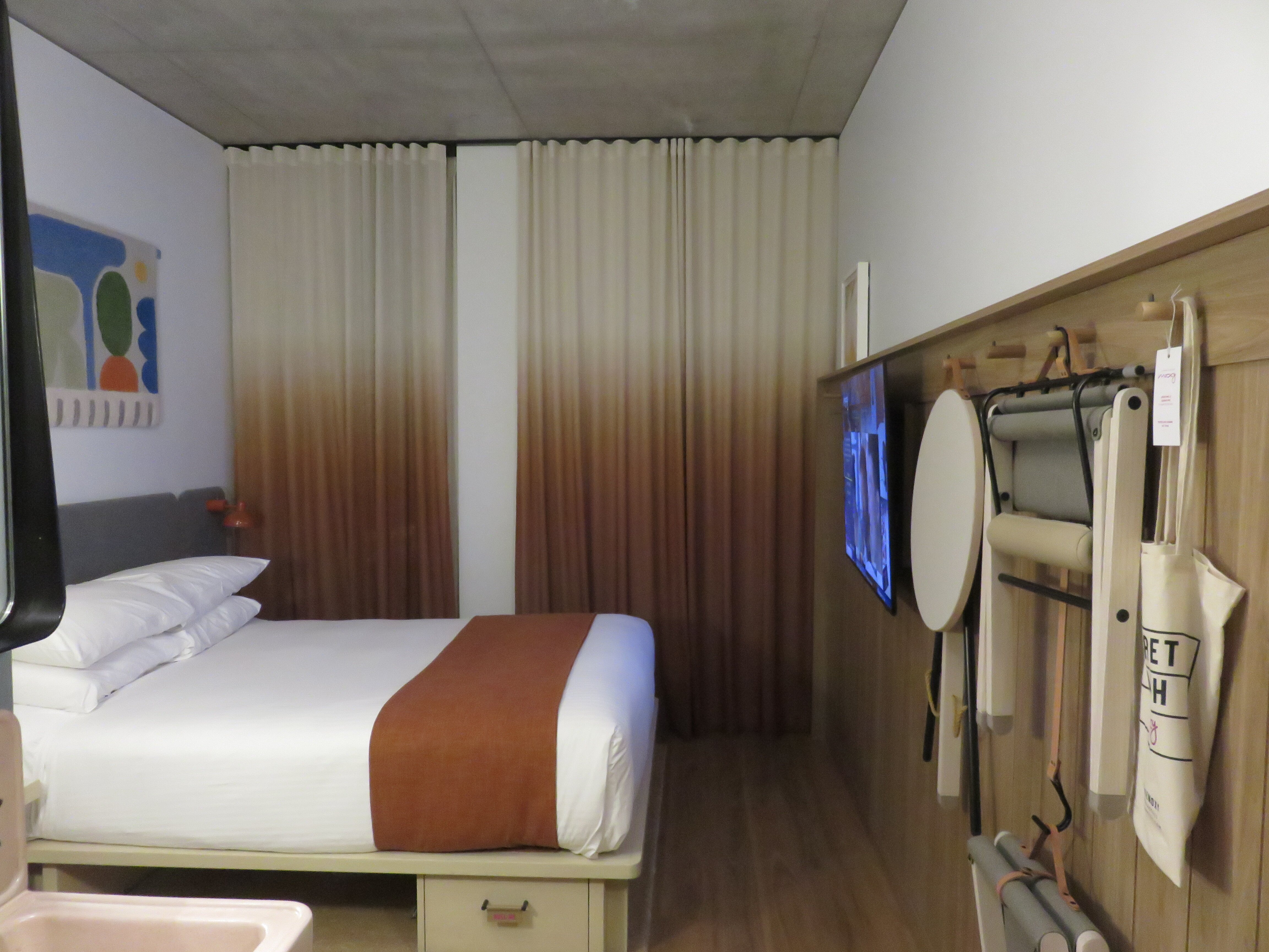 Moxy Sydney Airport-客卧