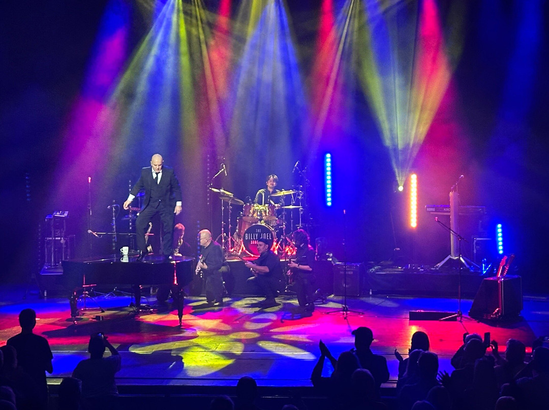 Venue Cymru-兰迪德诺必去景点