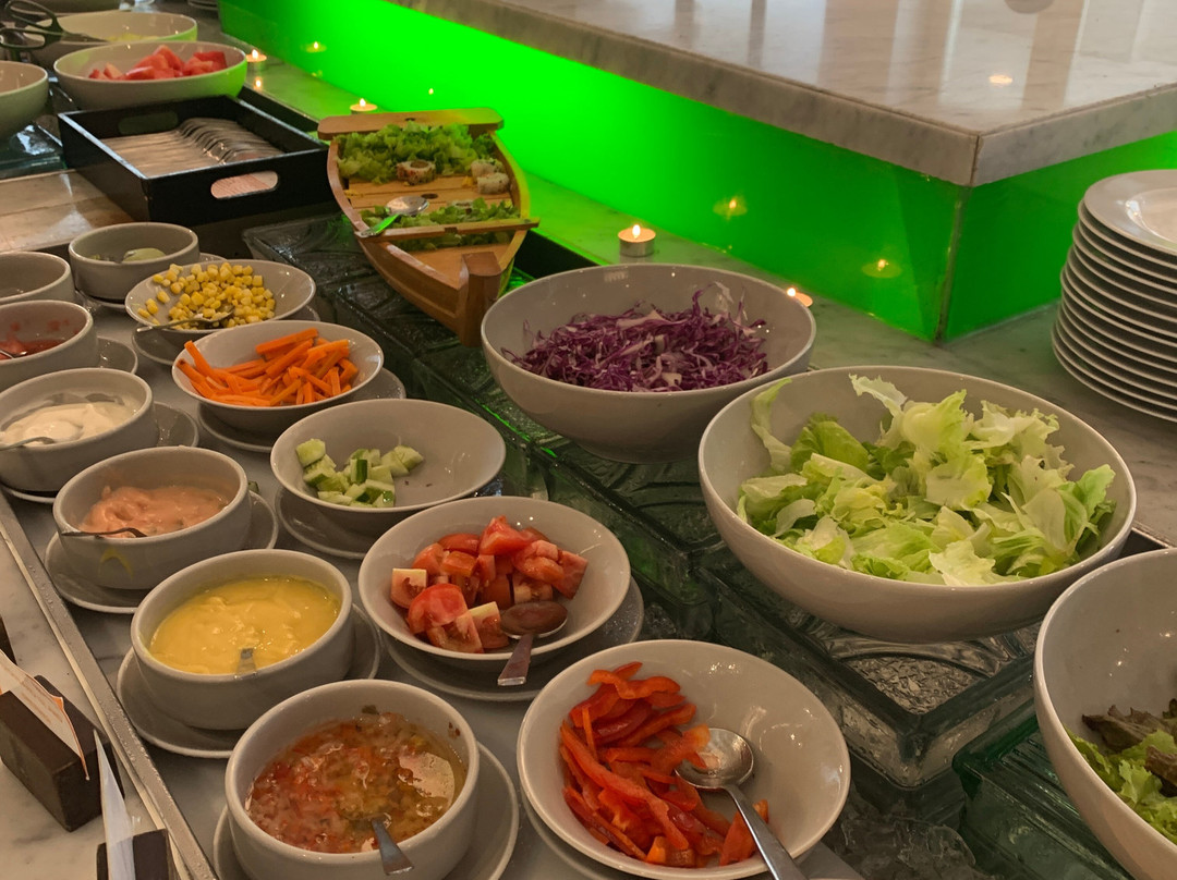 玛琅哈里斯会议酒店主图