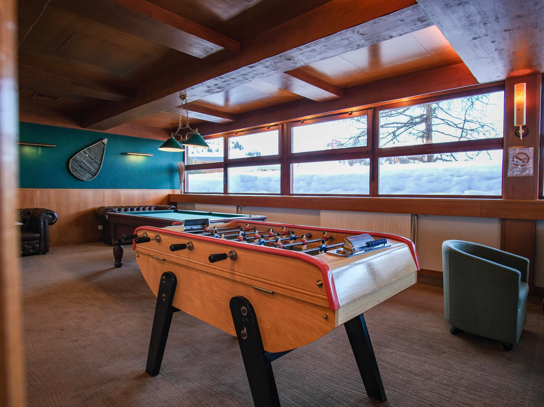 特拉诺娃酒店主图