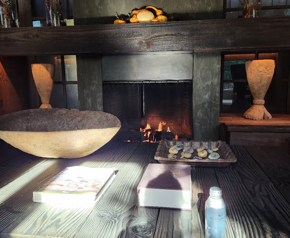 纳帕谷梅都伍德酒店主图