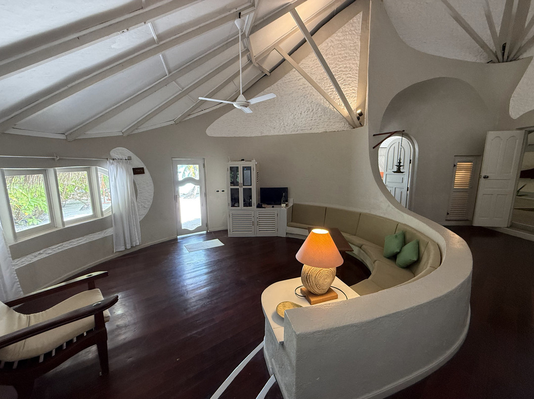 尼卡岛度假村主图