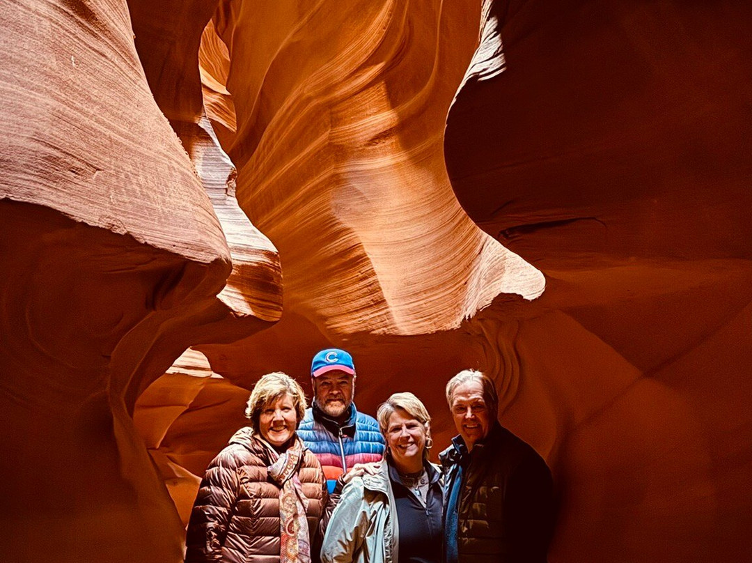 Tse Bighanilini Tours-佩吉必去景点