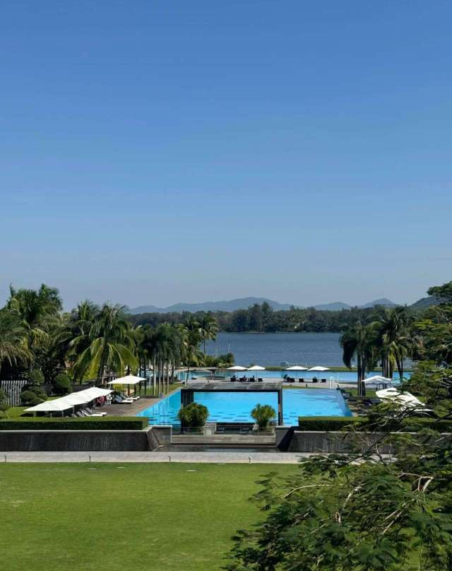 海南兴隆希尔顿逸林滨湖度假酒店主图