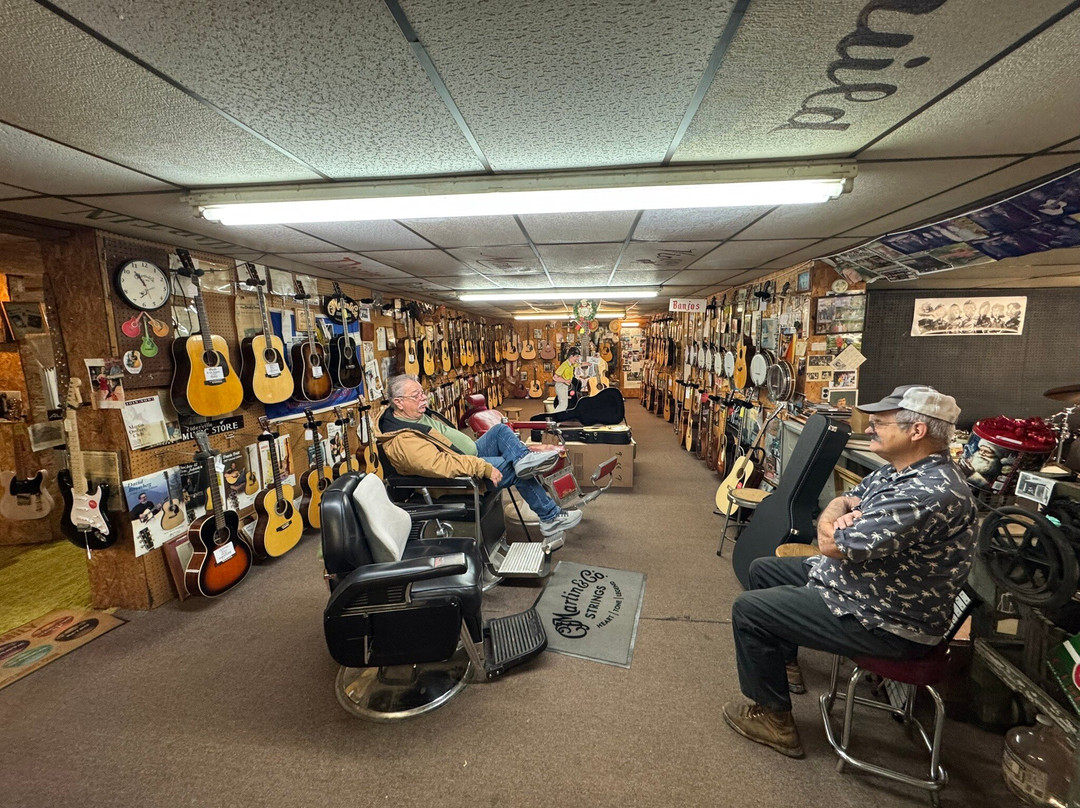 Ciderville Music Store-Powell必去景点