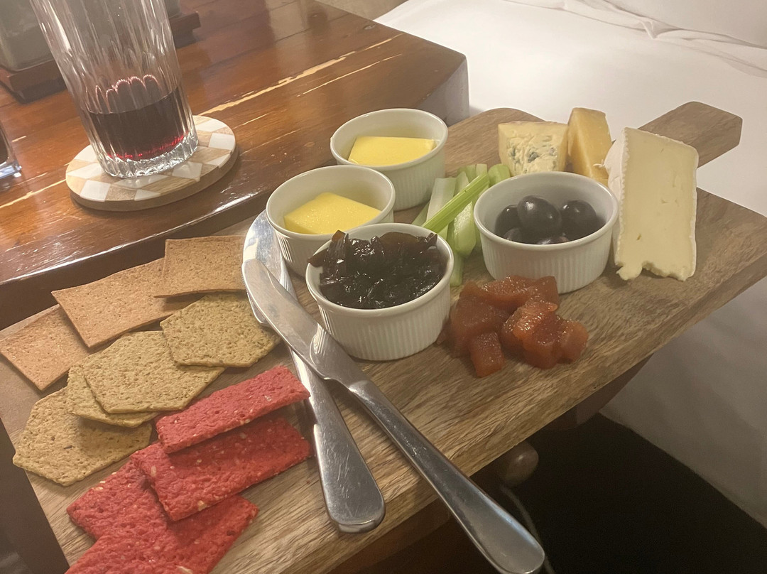 The Tower Hotel & No.THIRTY8主图