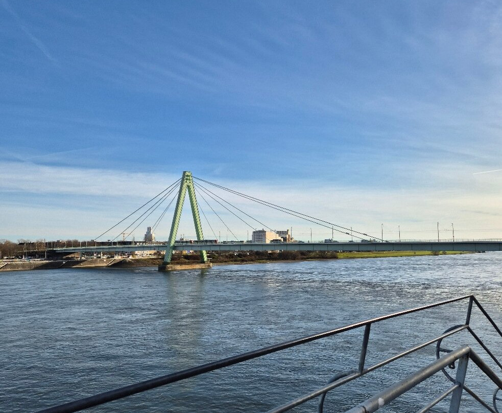 Freitreppe Kölner Rheinboulevard-科隆必去景点