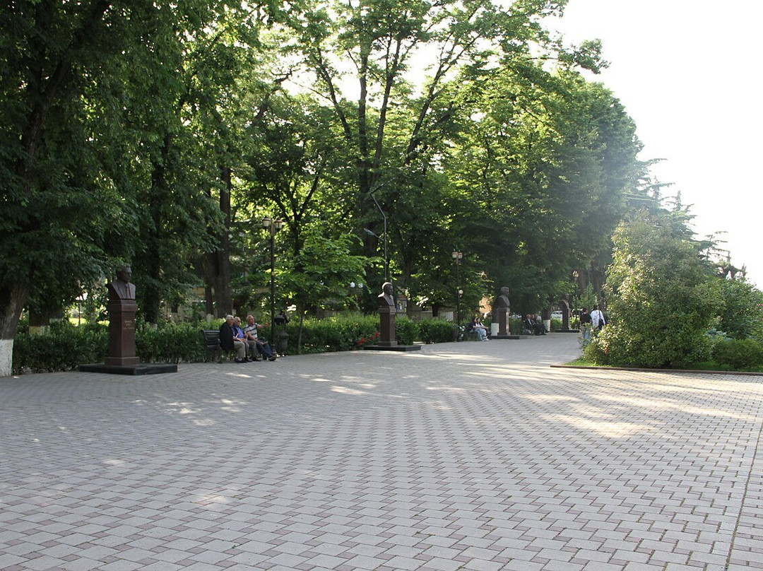 Mütəfəkkirlər parkı-Gazakh必去景点