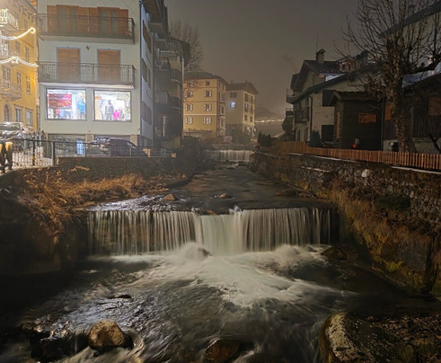 米莱拉酒店主图