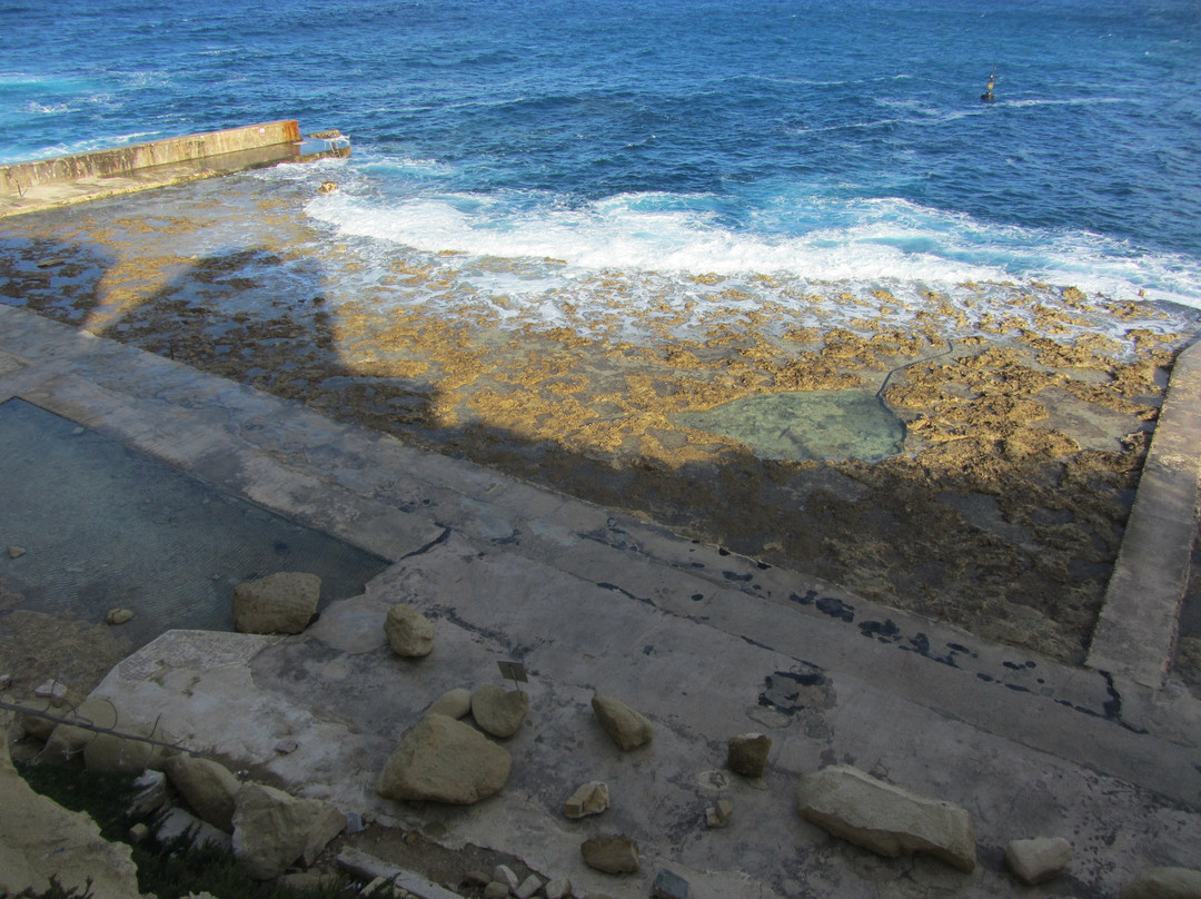 Marsalforn Bay-戈佐岛必去景点