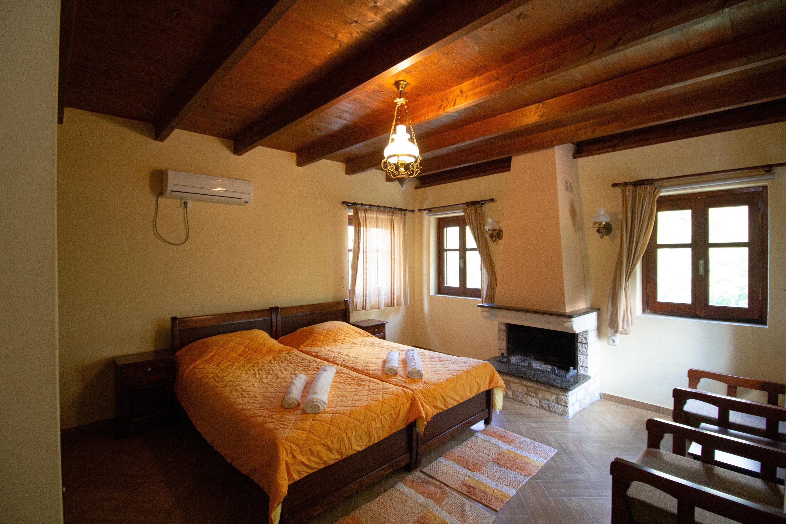 Piges Hotel at Acheron Springs-客卧