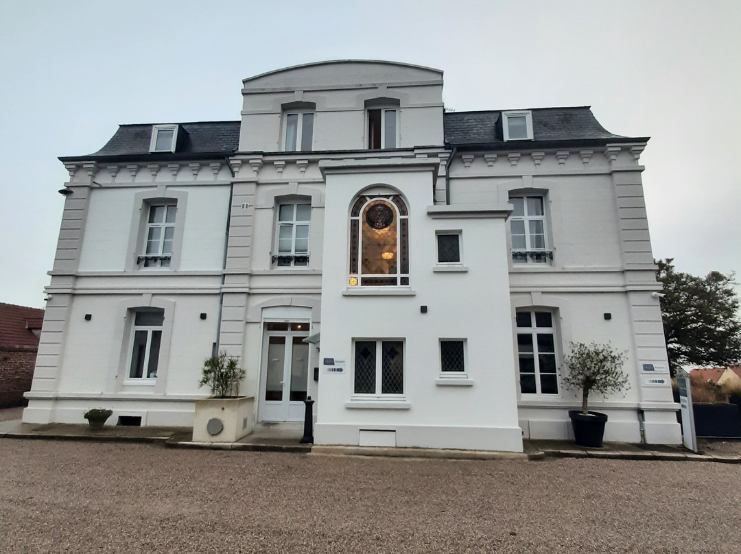 Hôtel Échappée en Baie - Parking privé Gratuit Dont Forfaits Bornes électriques réservable