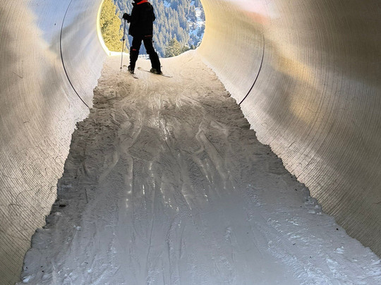 The Snow School-梅瑞贝尔必去景点