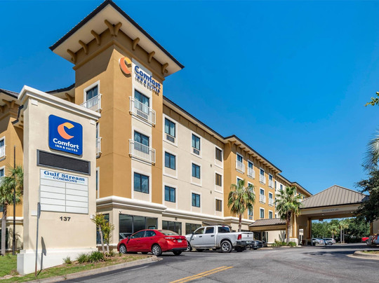 Comfort Inn and Suites