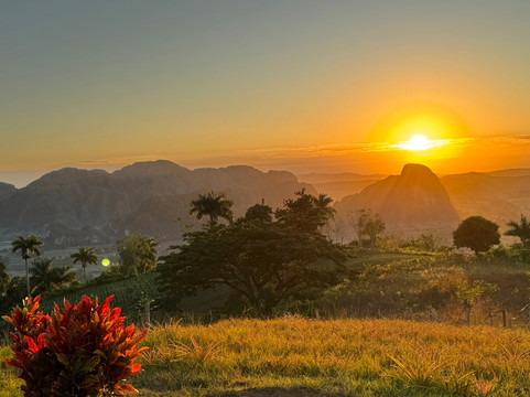 JMC Vinales Aventura-维纳勒斯必去景点