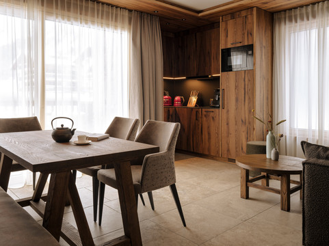 闪德福酒店主图