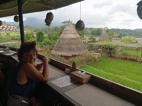 Batur Bagus Resto主图