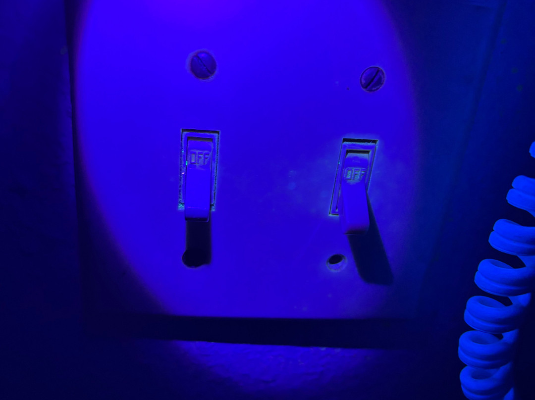 约翰斯敦-格洛维斯速8酒店主图