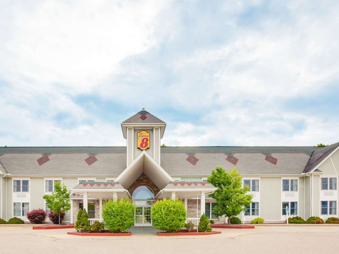 Cement City酒店住宿-Super 8 by Wyndham Brooklyn