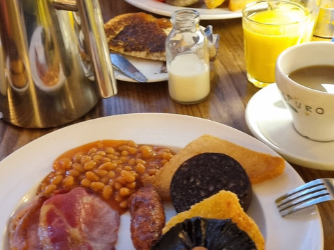 雷索鲁森酒店主图