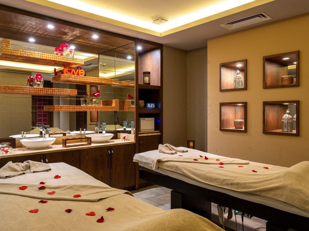 美丽华皇冠海滩度假酒店