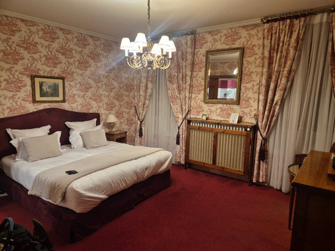 格兰德酒店主图