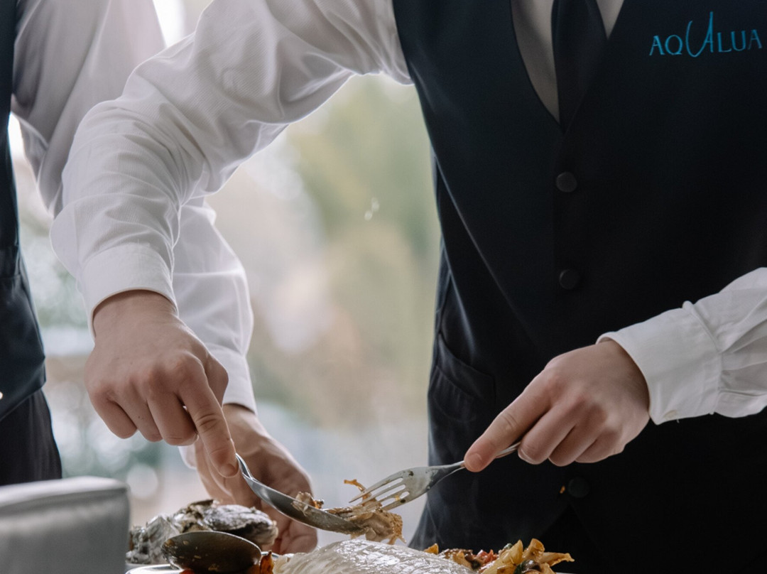 Aqualua Restaurant