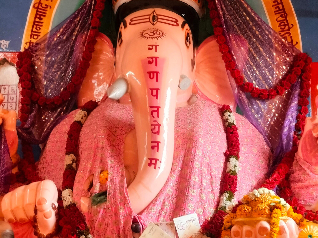 Triveni Ghat Sri Saneeshwara Navagraha Temple-乌阇必去景点