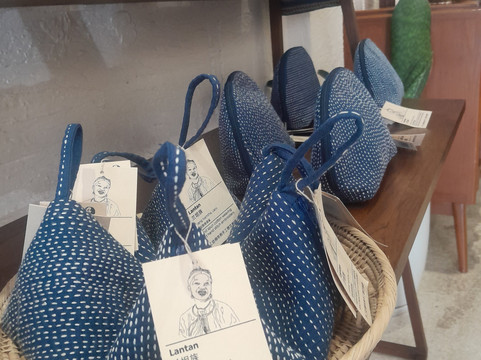 Her Works Vientiane Flagship Store-万象必去景点