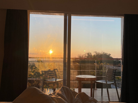 巴拉望岛番加度假酒店主图