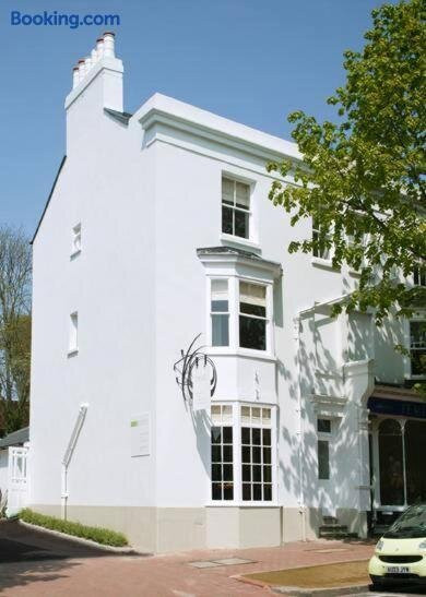 Orla Restaurant & Rooms
