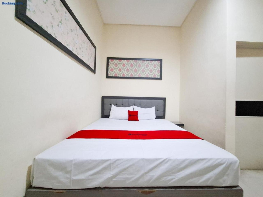 Hotel Galaksi Ponorogo