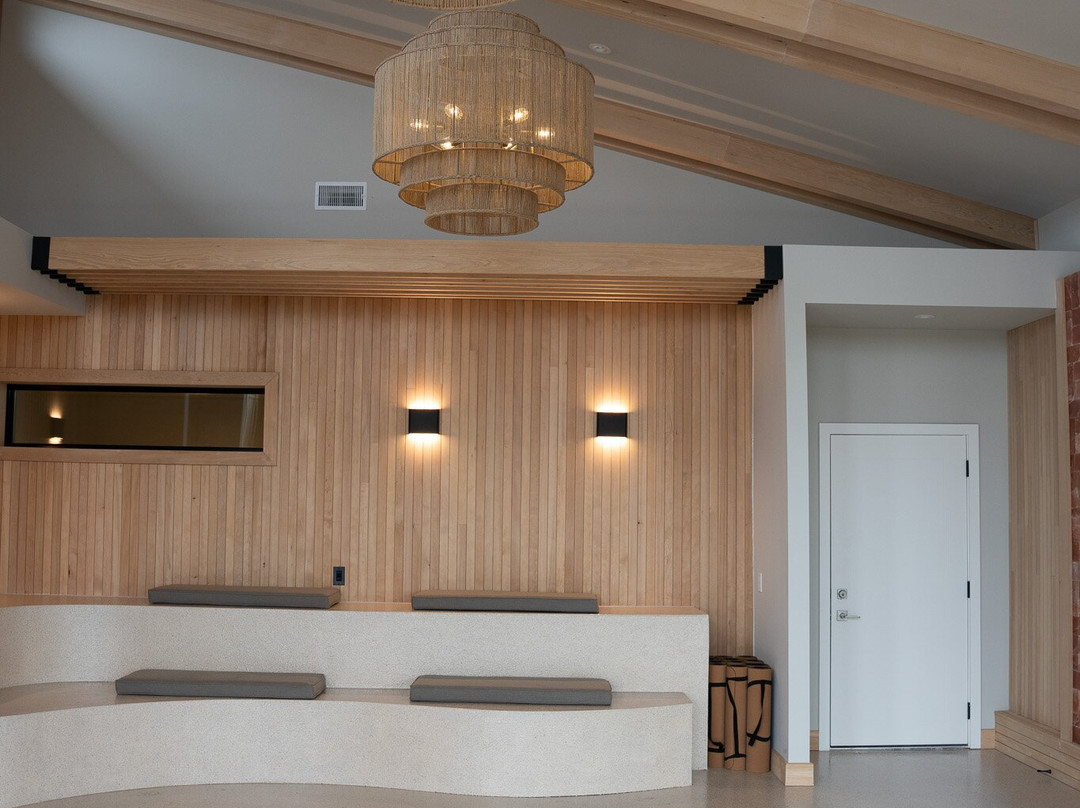 Shale Ridge Estate Winery, Cidery, & Nordic Spa-Thedford必去景点