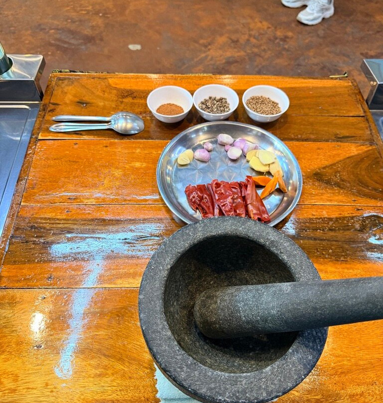有机小岛泰式烹饪教室-查汶海滩必去景点