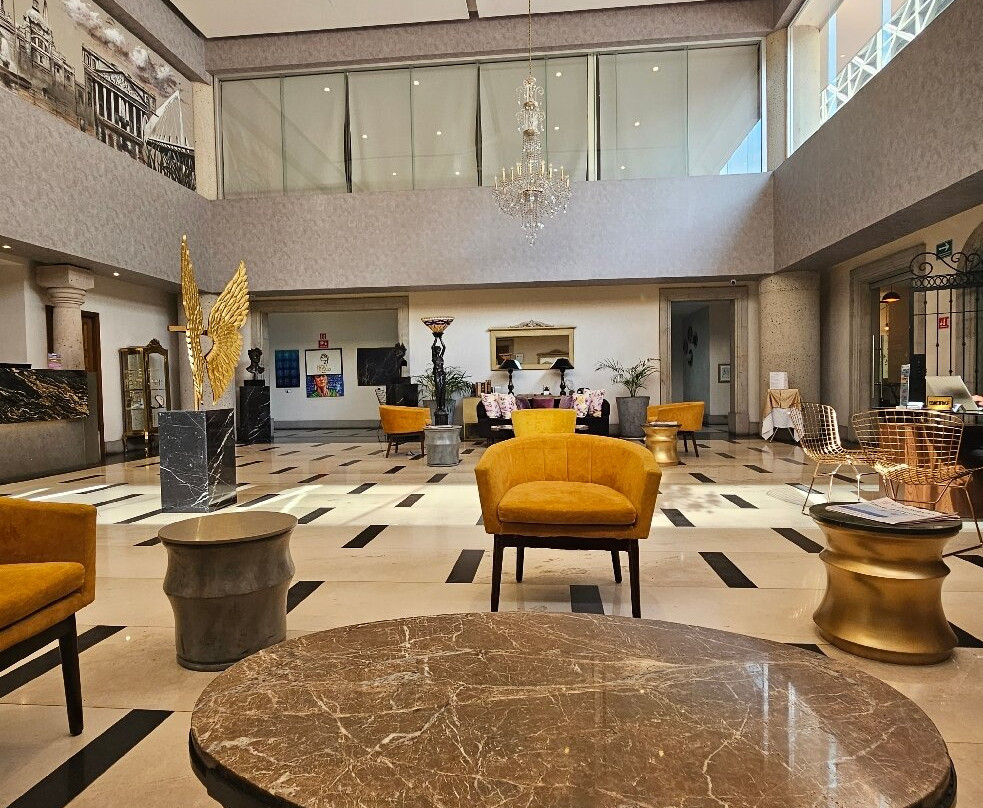 雷亚尔马斯特莱扎酒店主图