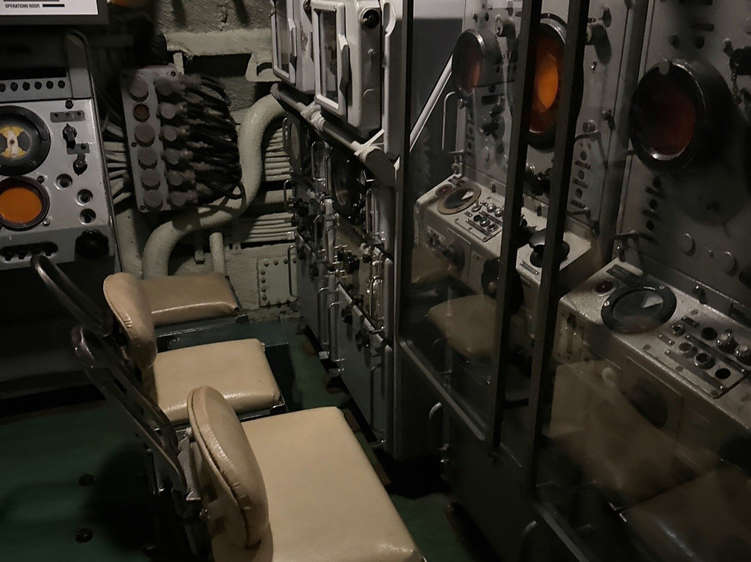 Sous-Marin l'Espadon-圣纳泽尔必去景点