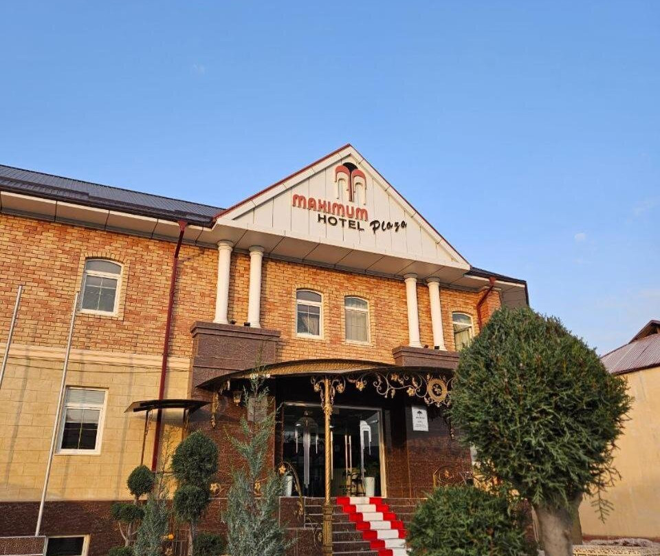 Maximum Hotel