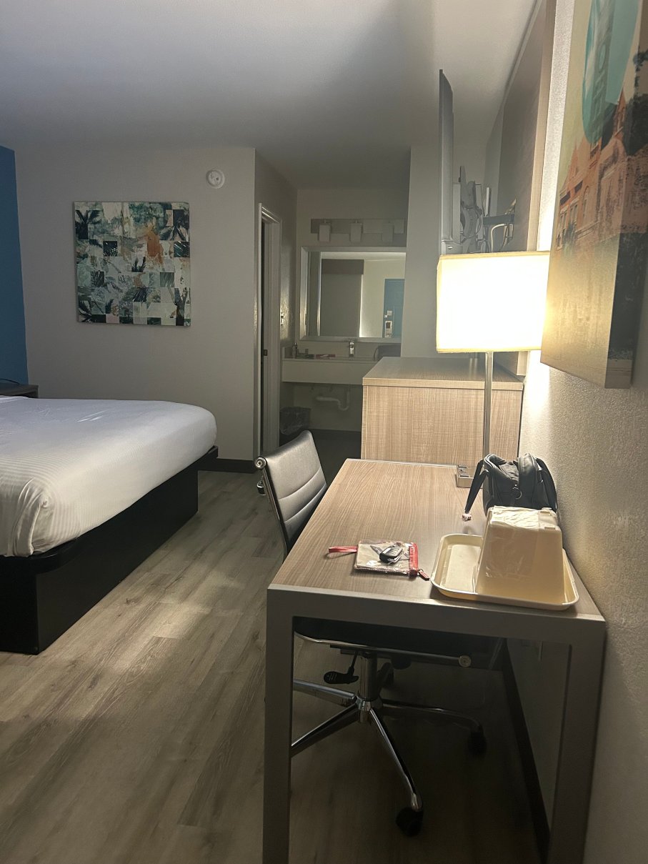 斯塔克市贝斯特韦斯特酒店-客卧