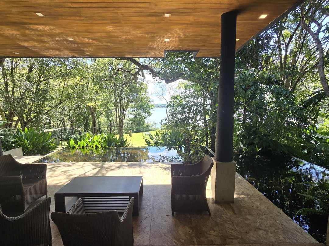 在鹿园酒店主图