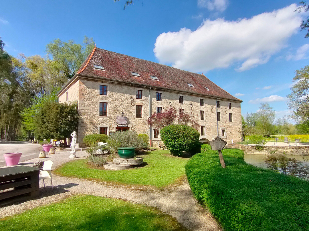 木林德布尔城堡酒店主图