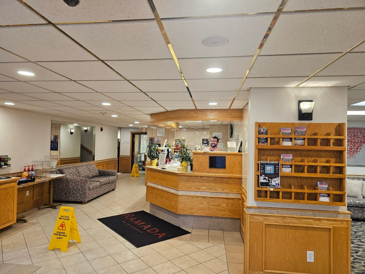 基斯通顿华美达酒店-近拉什莫尔山-旅行者