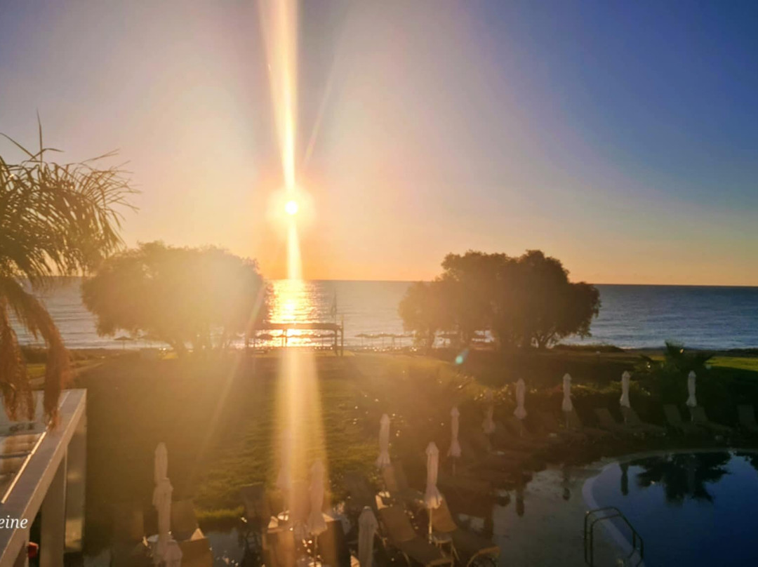 Mythos Beach Resort主图