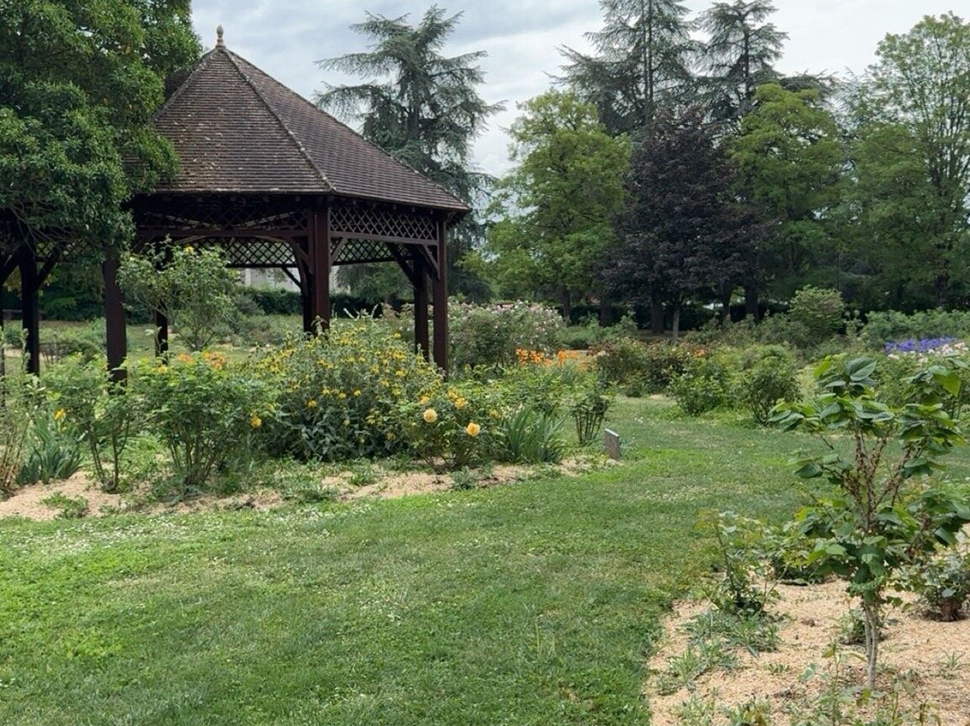 Parc floral de la Roseraie-普瓦捷必去景点