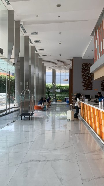 哈利斯会议酒店-旅行者