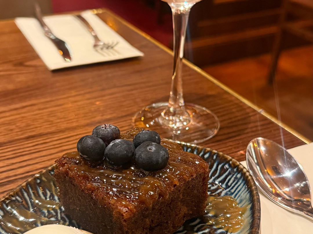 一格思顿乡村俱乐部酒店主图