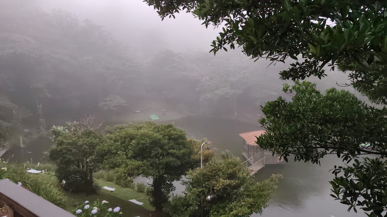 蒙特维多布尔比湖旅馆-酒店景观