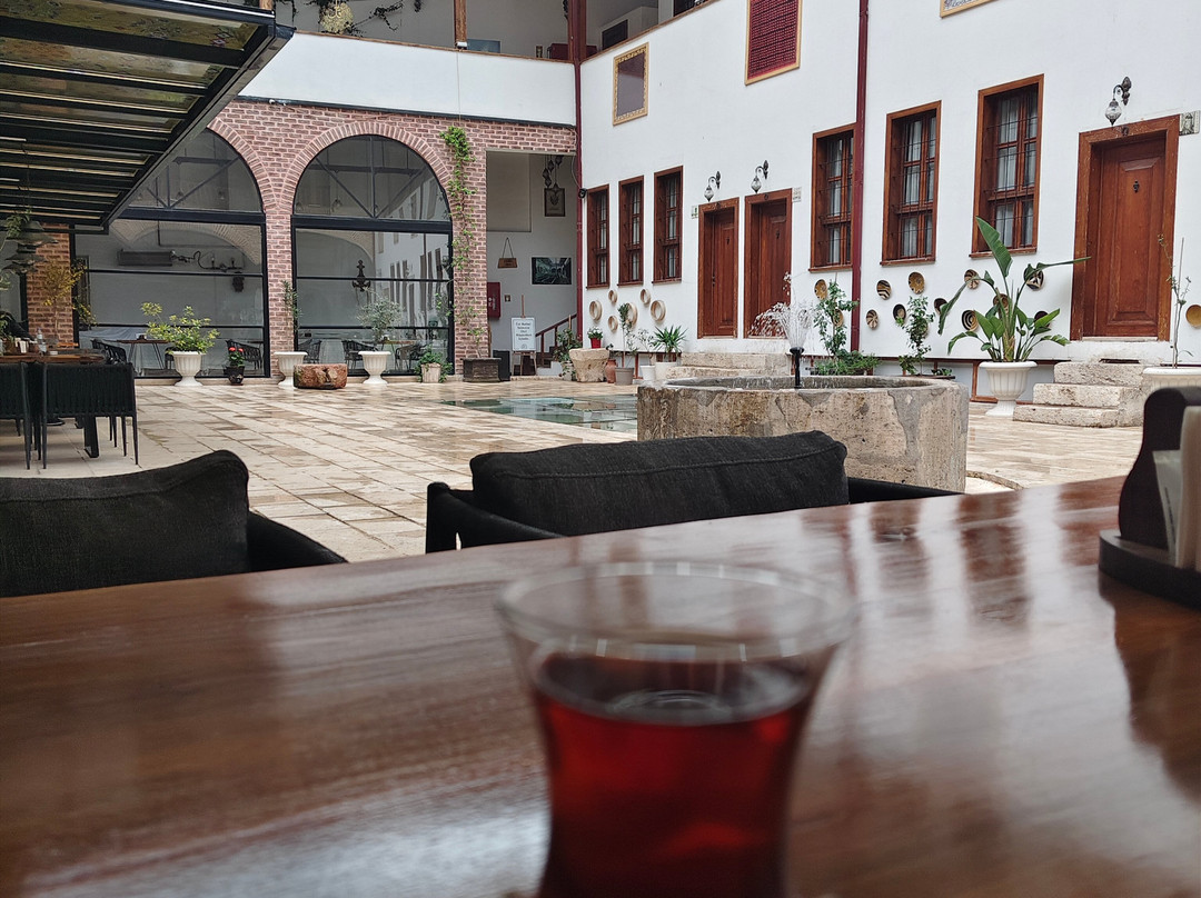 亚兹玛奇拉尔哈尼酒店及餐厅主图