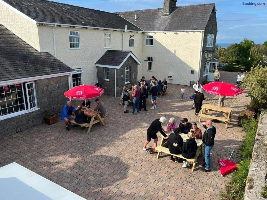 TY Dderw Country Inn