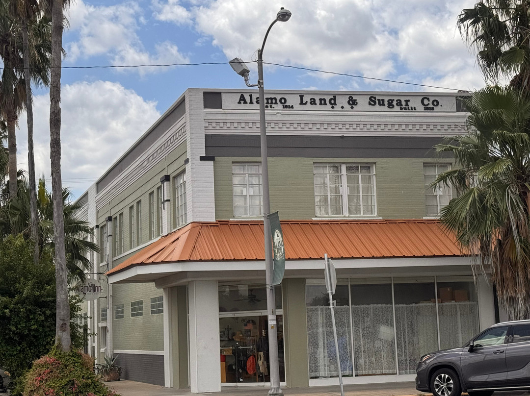 Alamo Inn B&B, Gear & Tours主图