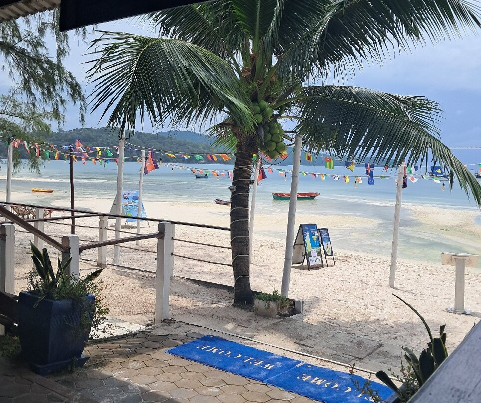 伊甸海滩度假村-EHM旗下主图